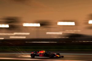 Daniel Ricciardo, Red Bull Racing RB14 vonken