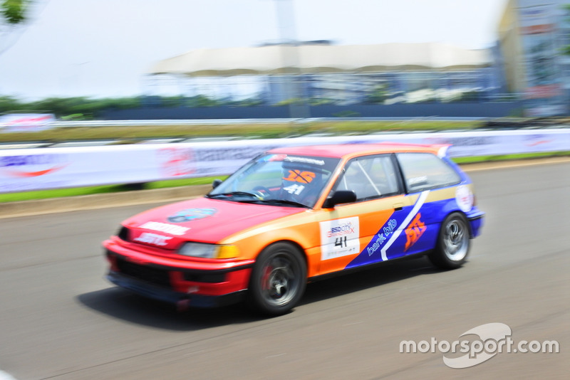 Iik Sudiro, Bank BJB B16 APSpeed