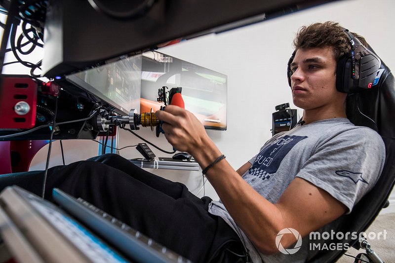 Lando Norris drives a lap of the Interlagos circuit on his home simulator