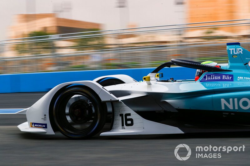 Oliver Turvey, NIO Formula E Team, NIO Sport 004