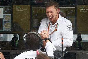 Celebrations on the pit wall as Lewis Hamilton, Mercedes AMG F1 W09, takes pole