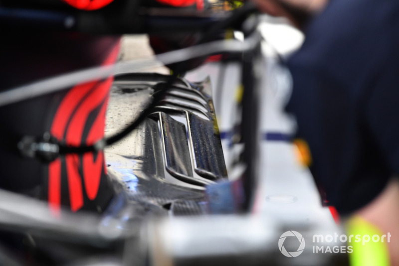 Red Bull Racing RB14 rear floor detail