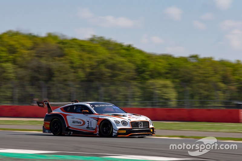 #31 Team Parker Racing Bentley Continental GT3: Derek Pierce, Rob Smith, Seb Morris