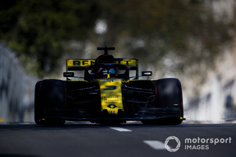 Daniel Ricciardo, Renault R.S.19