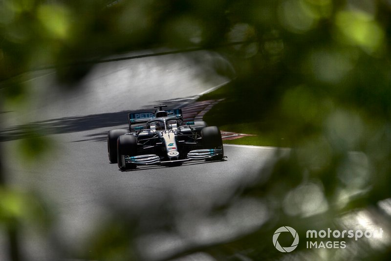 Льюис Хэмилтон, Mercedes AMG F1 W10