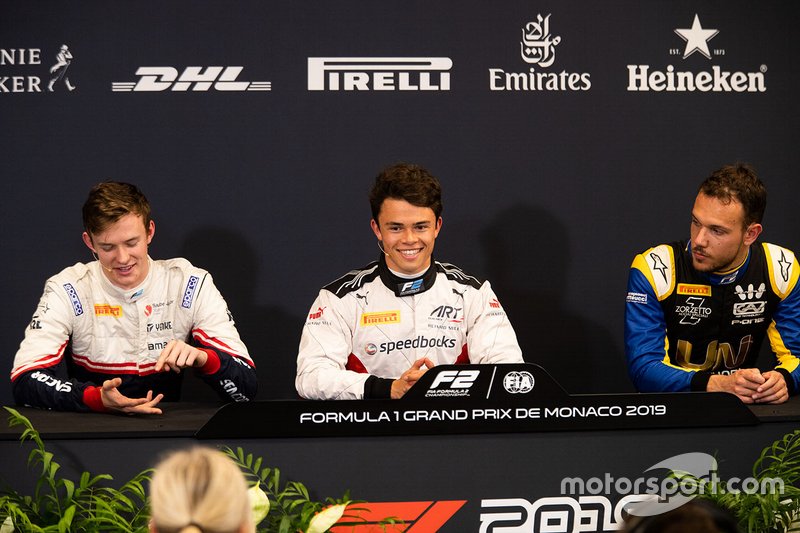 Polesitter Nyck De Vries, 2. Luca Ghiotto, 3. Callum Ilott