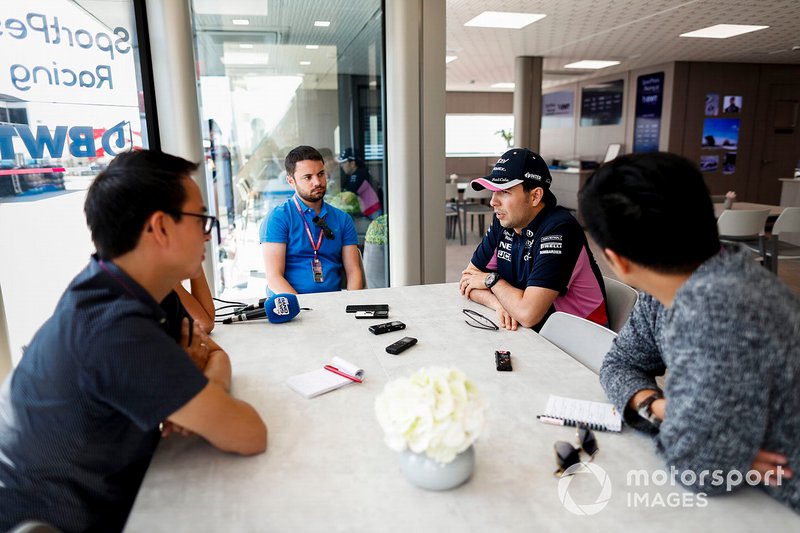 Sergio Pérez, Racing Point con los medios