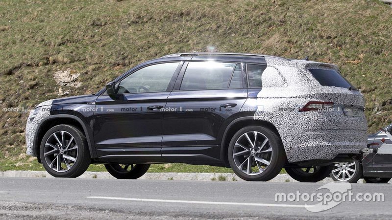 Шпигунське фото оновленого Skoda Kodiaq 2020 року