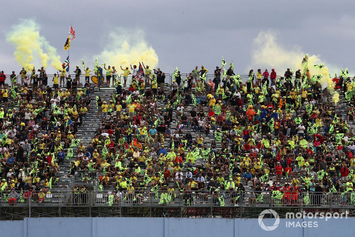 Tifosi alla gara del GP di San Marino