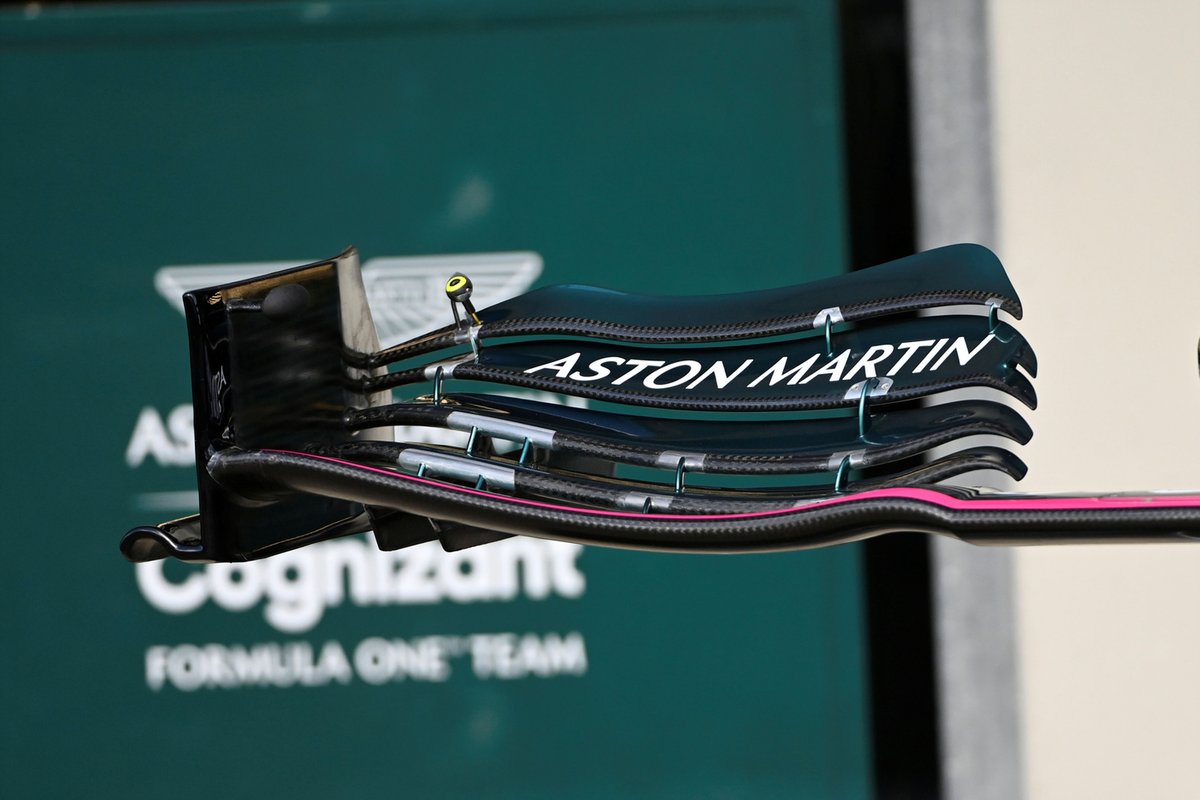 Aston Martin AMR21 front wing detail