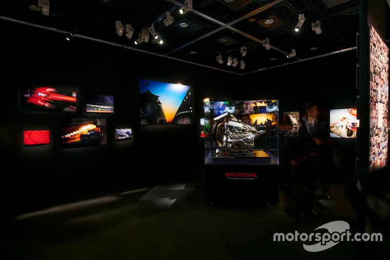 熱田護写真展:500GP フォーミュラ1の記憶