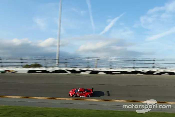 #62 Risi Competizione Ferrari 488 GTE: James Calado, Daniel Serra