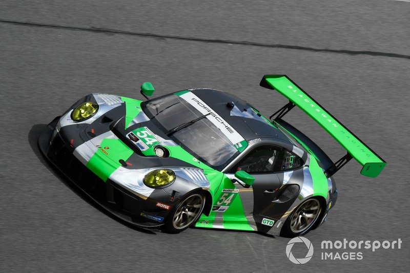 #54 BLACK SWAN RACING, Porsche 911 GT3 R, GTD: Jeroen Bleekemolen, Sven Muller, Trenton Estep