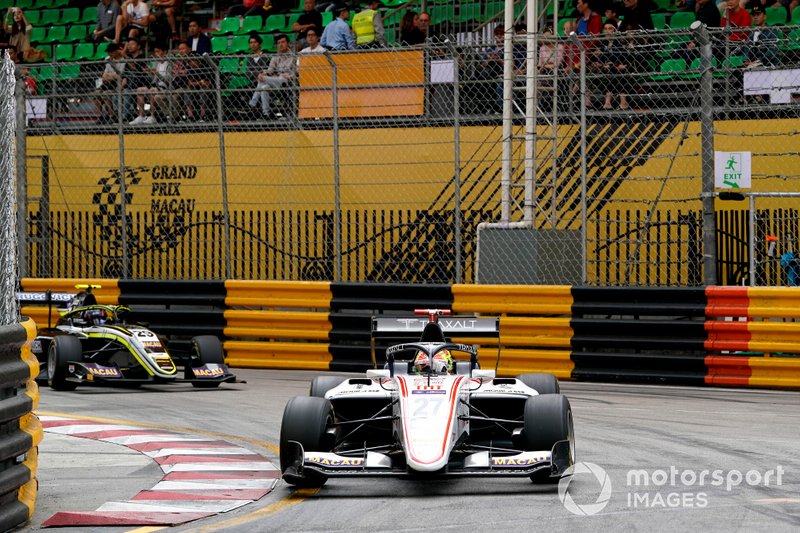 Enzo Fittipaldi, Sauber Junior Team by Charouz.