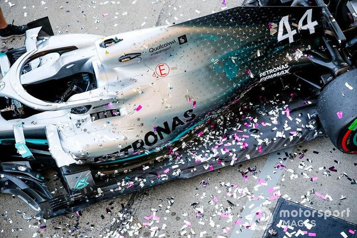 El equipo Mercedes celebra su sexto Mundial de constructores consecutivo