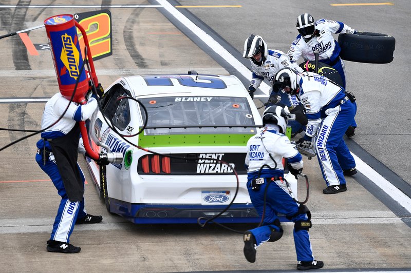 Ryan Blaney, Team Penske, Ford Mustang Dent Wizard
