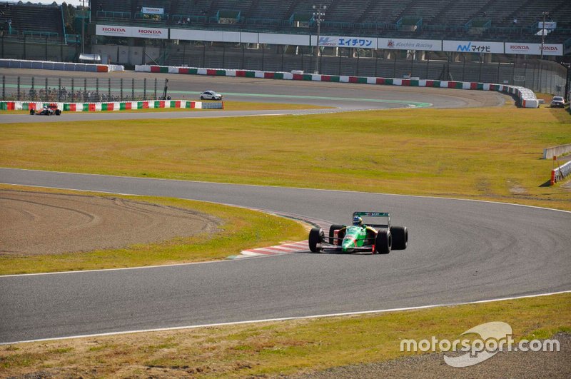 Benetton B189
