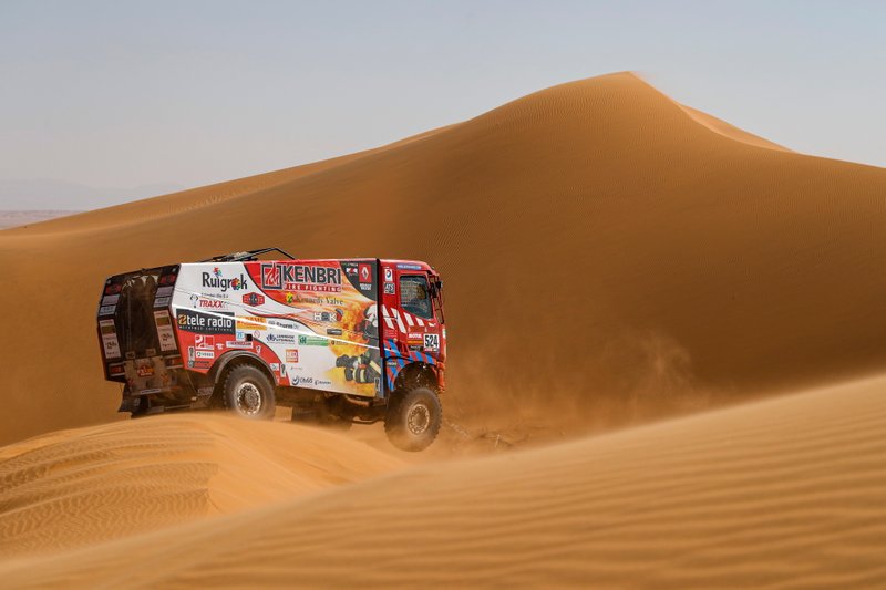 #524 Firemen Dakar Team Renault: Richard De Groot, Van Den Elshout Raph, Hulsebosch Jan