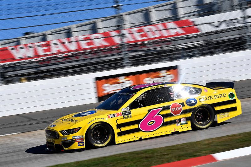 Ryan Newman, Roush Fenway Racing, Ford Mustang Blue Bird