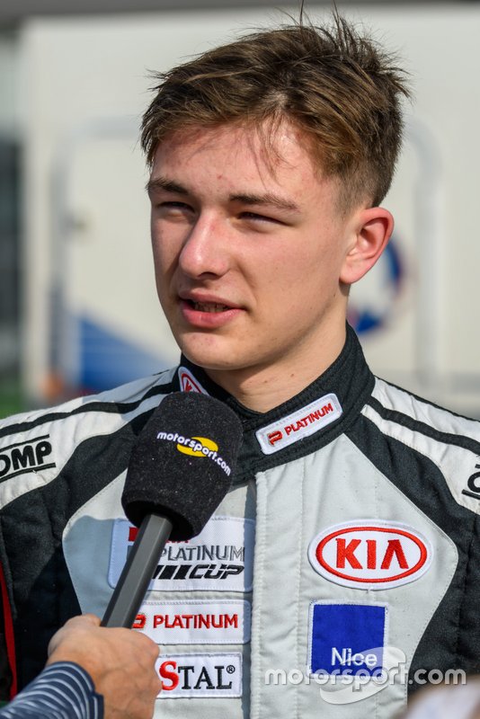 9. Filip Zagórski 547 punktów