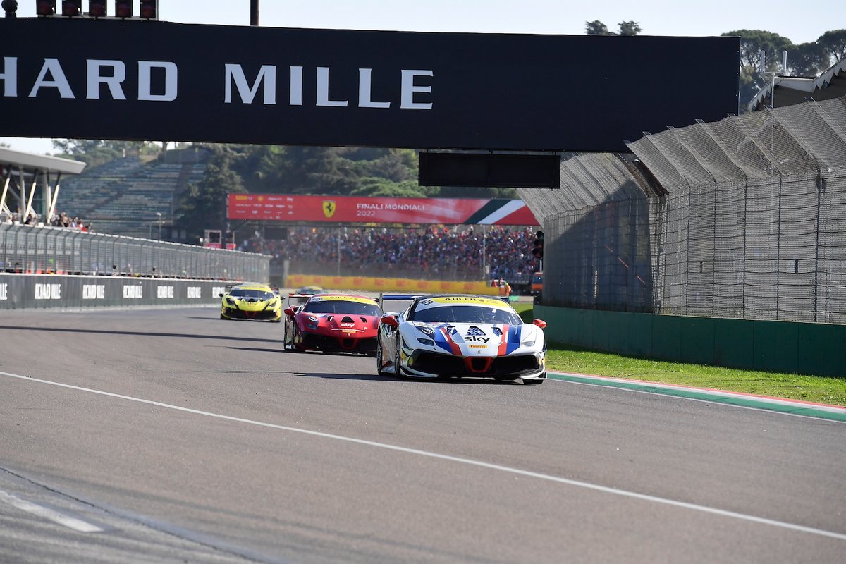 La partenza della Finale Coppa