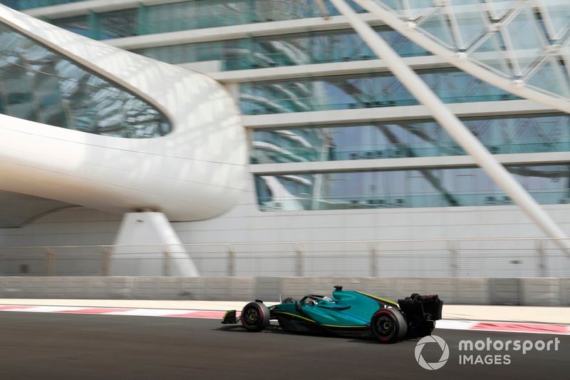 Fernando Alonso, Aston Martin AMR22