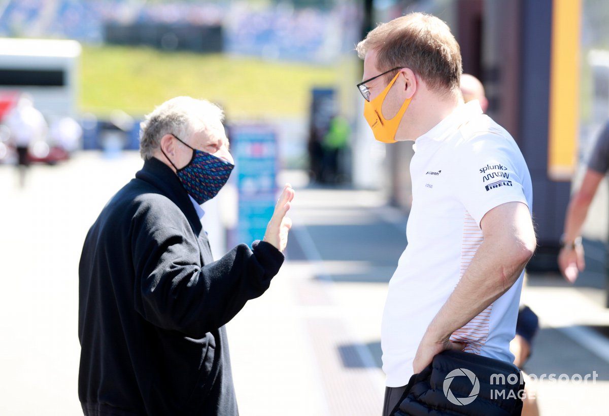 El presidente de la FIA Jean Todt, y el director de McLaren Andreas Seidl