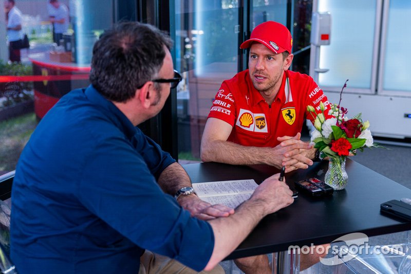 Roberto Chinchero, Motorsport.com ITA con Sebastian Vettel, Ferrari