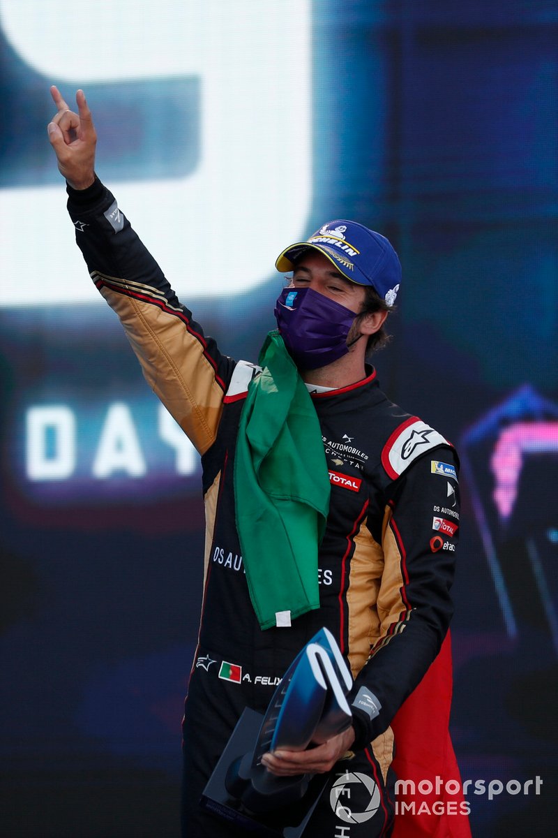 Podio: Antonio Felix da Costa, DS Techeetah celebra