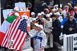 Podium: race winners Ricky Taylor, Jordan Taylor, Max Angelelli, Jeff Gordon, Wayne Taylor Racing and GTLM first place Joey Hand, Dirk Müller, Sébastien Bourdais, Ford Performance Chip Ganassi Racing