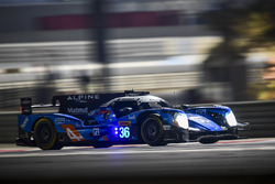 #36 Signatech Alpine A460: Gustavo Menezes, Nicolas Lapierre, Stéphane Richelmi