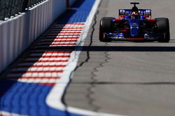 Daniil Kvyat, Scuderia Toro Rosso STR12