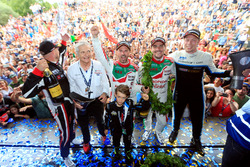 Podium: 1. Norbert MIchelisz, Honda Racing Team JAS, Honda Civic WTCC; 2. Thed Björk, Polestar Cyan
