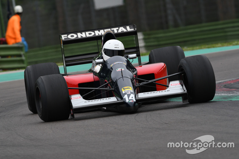 Fondmetal GR01