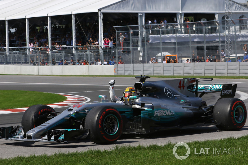 2017: Льюис Хэмилтон, Mercedes AMG F1 W08