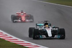 Lewis Hamilton, Mercedes AMG F1 W08, leads Sebastian Vettel, Ferrari SF70H