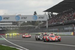 №25 CEFC Manor TRS Racing Oreca 07 Gibson: Роберто Гонсалес, Симон Труммер, Виталий Петров