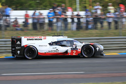 #2 Porsche Team Porsche 919 Hybrid: Timo Bernhard, Earl Bamber, Brendon Hartley
