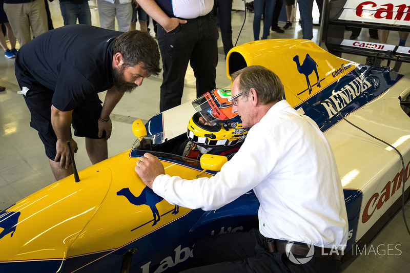 Dickie Stanford, Karun Chandhok, Williams FW14B Renault