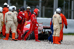 Kimi Raikkonen, Ferrari SF70H after the crash