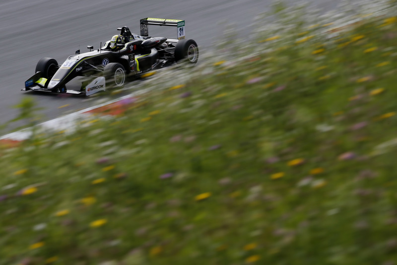 Lando Norris, Carlin Dallara F317 - Volkswagen