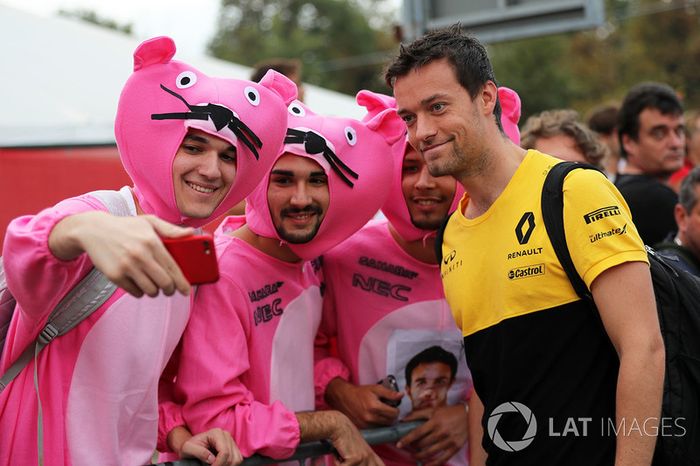 Jolyon Palmer, Renault Sport F1 Team y Panteras Rosas