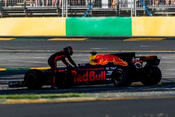 Daniel Ricciardo, Red Bull Racing, abandonne