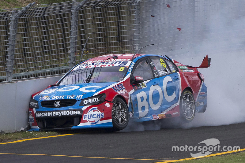 3. Джейсон Брайт, Brad Jones Racing Holden crash