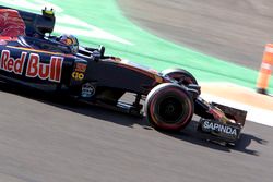 Carlos Sainz Jr., Scuderia Toro Rosso STR11