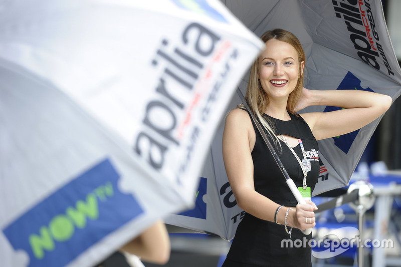 Grid girl Aprilia