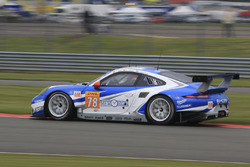 #78 KCMG Porsche 911 RSR: Christian Ried, Wolf Henzler, Joël Camathias