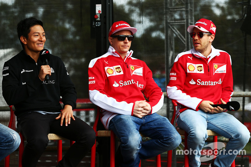 7. Rio Haryanto, Manor Racing, bersama Kimi Raikkonen dan Sebastian Vettel, Ferrari