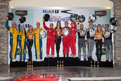 GTD podium: winners Christina Nielsen, Alessandro Balzan, Jeff Segal, Scuderia Corsa, second place Bret Curtis, Jens Klingmann, Ashley Freiberg, Turner Motorsport, third place John Potter, Andy Lally, Marco Seefried, Magnus Racing