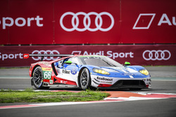 #66 Ford Chip Ganassi Racing Team UK Ford GT: Olivier Pla, Stefan Mücke